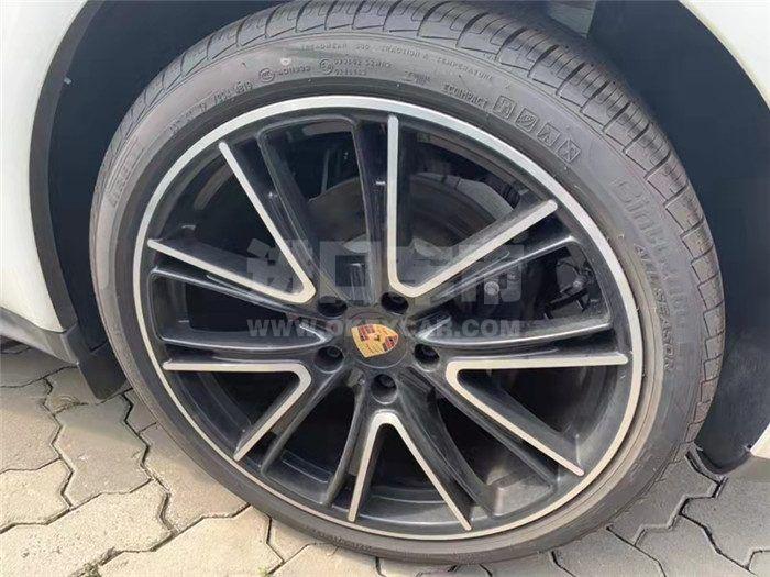 d747e5bdb3ad3cf415ab4e781dbb823