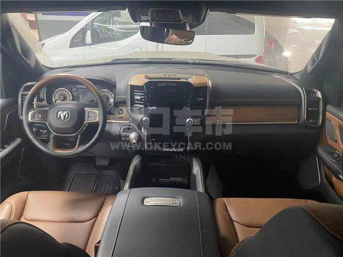 c98e9bafbc2fc99ed723a773b5ba6c6