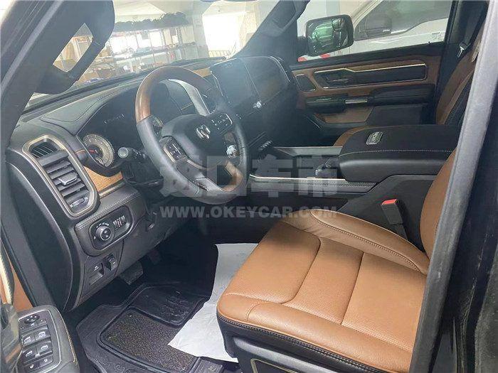 efb9d35393dd54f1cd9bb35912e5de4