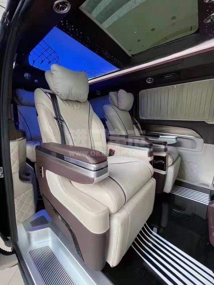 e3693904c297844f9b2aa17863eb418