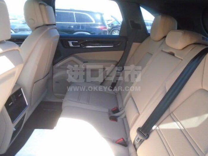 00c163bd11f81f1fc4b93feecbb9484d