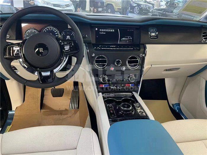 67ff6a87263e7281a1f070645564e96