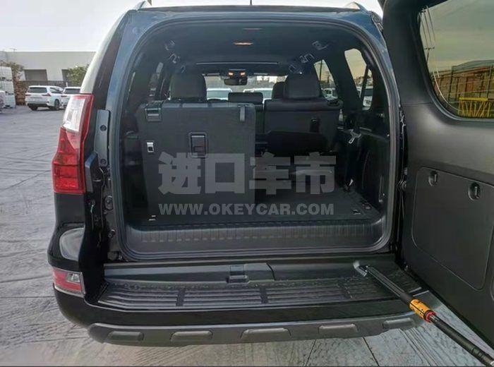 c1946cdbf1b1f69c3c7a423def8cbd33