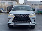 说到雷克萨斯LX570，相信大家一定都很熟悉，它是一款高档的越野车，是市场上可靠的SUV之一，整体造型粗犷霸气，有着极强的压迫感，具...