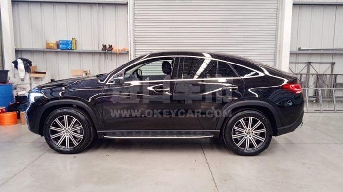 1f925e7434a44e23b76e73b6ee3db20b