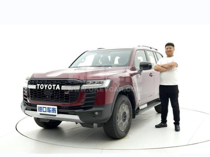 金甲酷路泽lc300