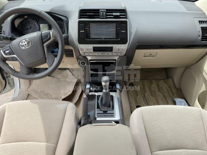 647fa4e2813cdc55cb1fb8e93e0bb9a8