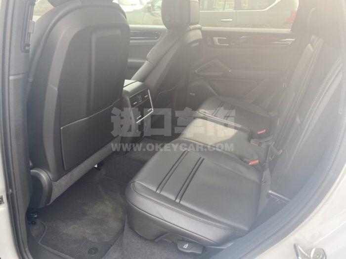 8b7046db12694565b5985e34941b8c7e