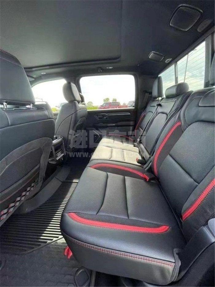 0775BD173BC8273D6248E367E90E80B9FD7BACCE_size238_w550_h733