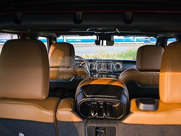 eaeafb8e65964959a3b261b80873e4ae