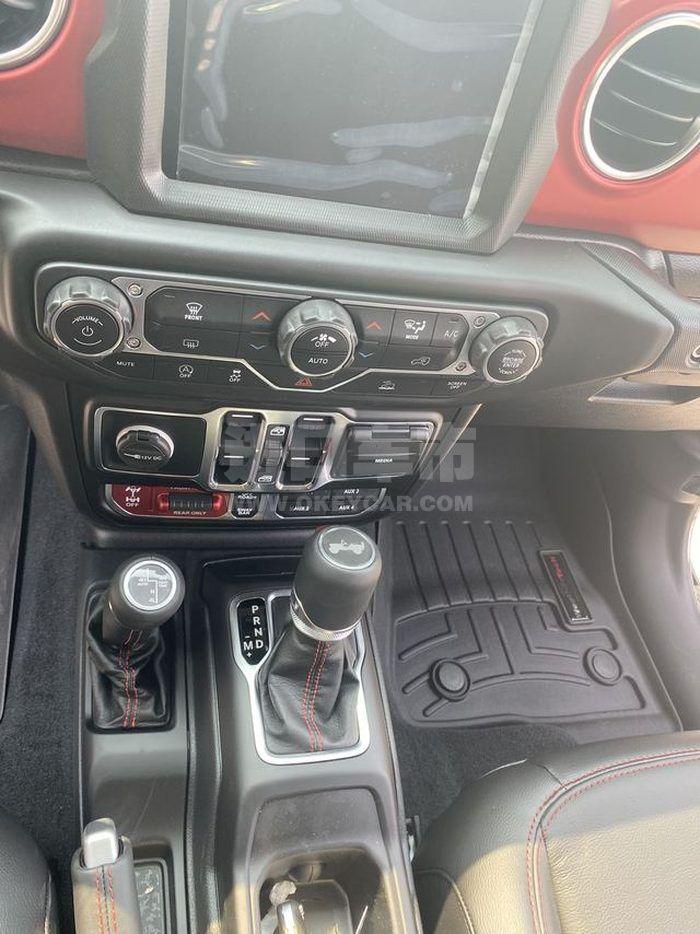 2c74132cdb75eae864cc21f3bf84b0ec