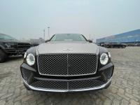 2022款 宾利添越 4.0T 五座