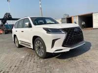 2021款 雷克萨斯LX570 限量 S 黑曜