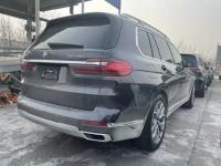 宝马X7