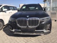 2022款 宝马X7 xDrive40i 标准型