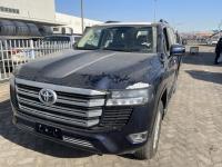 2022款 丰田酷路泽3500 3.5T EX-R 迪拜版