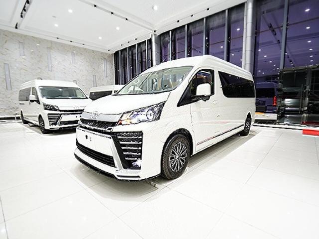 中东版2021款 丰田海狮3.5L 自动 9座