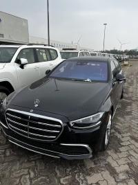 2022款 奔驰 S580 四驱 长轴