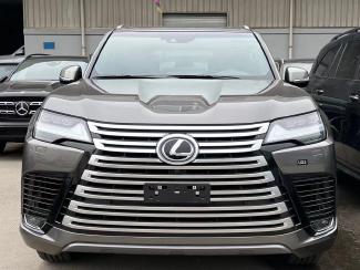 2022款 雷克萨斯LX600 7座 Luxury豪华 购车电话：李佩18622901333 微信同步 可视频验车定金发车 全国可分期