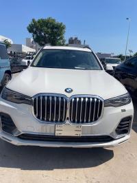 2022款 宝马X7 xDrive40i 标准型