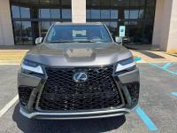 2022款 雷克萨斯LX600 7座 F-Sport运动