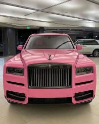 2022款 劳斯莱斯库里南 Black Badge