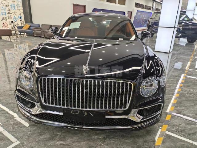 中规2022款 宾利飞驰 6.0T W12 Mulliner