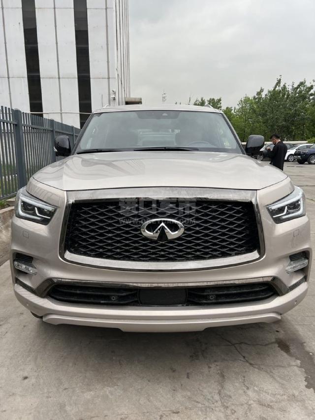 加版2022款 英菲尼迪QX80 5.6L 四驱 Pro顶配