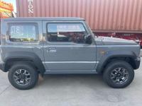 2023款 铃木吉姆尼 1.5L 自动 顶配GLX