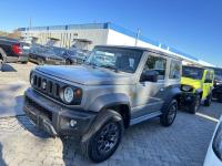 2023款 铃木吉姆尼 1.5L 自动 顶配GLX