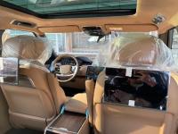 路虎揽胜行政4.4汽油