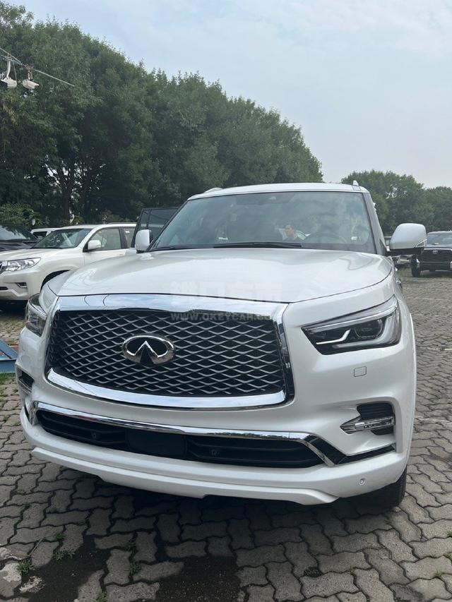 加版2022款 英菲尼迪QX80 5.6L 四驱 LUXE标准型