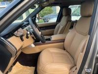 路虎揽胜行政3.0汽油