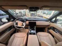 路虎揽胜行政3.0汽油