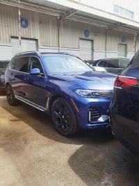 2022款 宝马X7 xDrive40i 标准型