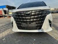 2024款 丰田埃尔法 2.5L 油电混动 四驱 韩版