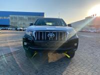 2023款 丰田霸道2800 2.8T 柴油 TX-L 两气 底挂 天窗 19轮