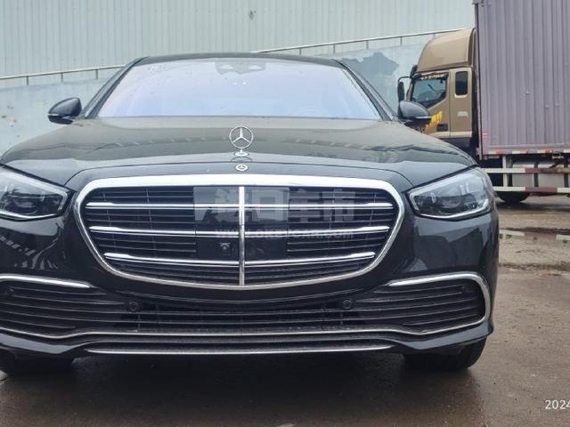 美规2024款 奔驰S500 四驱 长轴 AMG