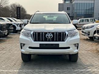 2023款 丰田霸道4000 4.0L GX-R 迪拜版 海外直采，可视频验车，支持全国分期购车 全国上牌 寇经理：15922271117