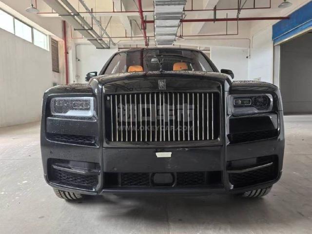 欧版2024款 劳斯莱斯库里南(Cullinan) 6.7T Black Badge
