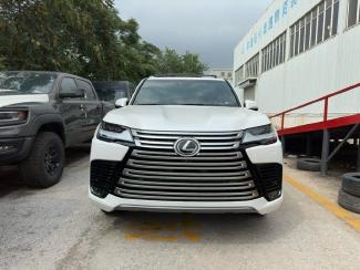 2024款 雷克萨斯LX600 LX600 7座 Premium高级 海外直采，可视频验车，支持全国分期购车 全国上牌 寇经理：15922271117