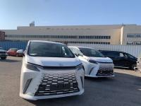 2025款 雷克萨斯LM350h 2.5L 四座