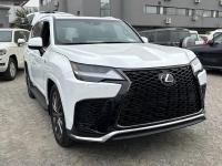 2024款 雷克萨斯LX600 LX600 7座 F-Sport运动