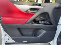 24款 LX600 7座 F-Sport运动