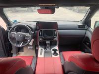 24款 LX600 7座 F-Sport运动