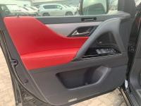 24款 LX600 7座 F-Sport运动