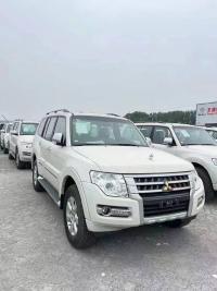 2022款 三菱帕杰罗V93 3.0L GLS 织物