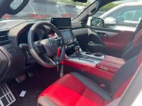 24款 LX600 7座 F-Sport运动