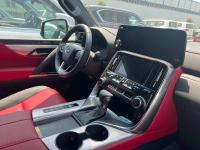 24款 LX600 7座 F-Sport运动