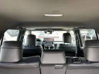 23款 LX600 7座 Premium高级